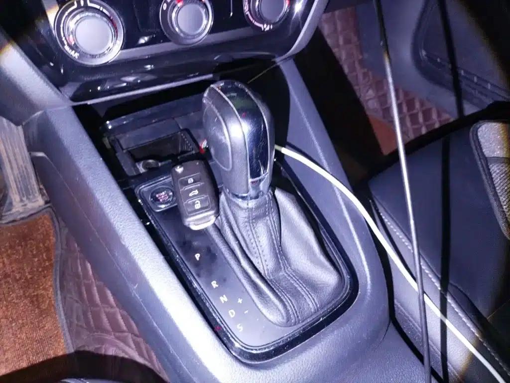 2017 Volkswagen Sagitar 1.6L Automatic Comfort Edition — миниатюра 7