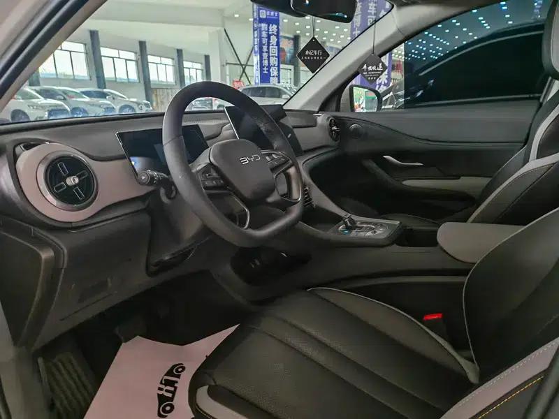 Hiace 05DM 2025 Intelligent Driving Edition DM-i 75KM Premium — миниатюра 8