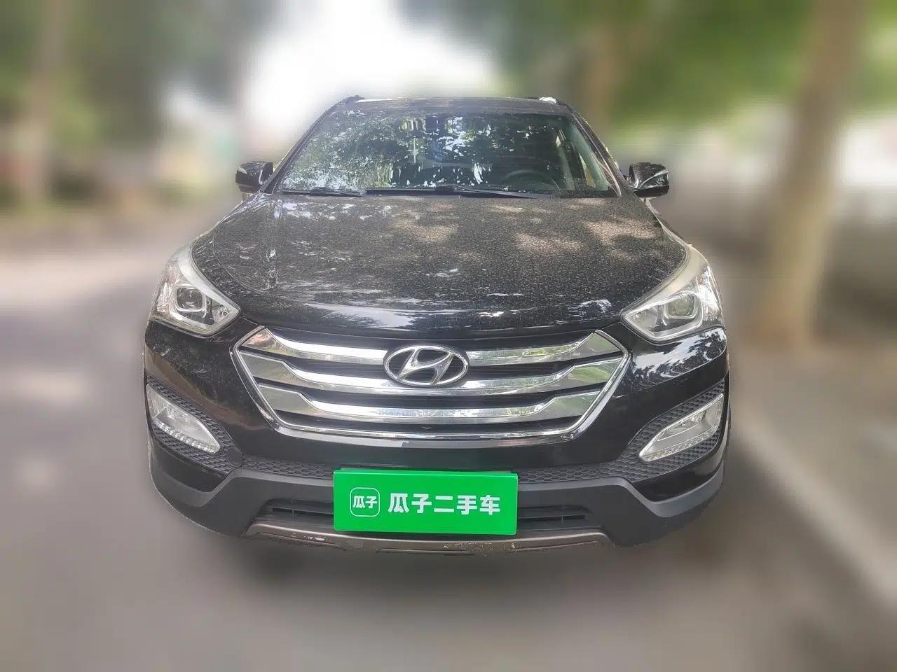 Hyundai Santa Fe 2013 2.4L Automatic Two-Wheel Drive Smart Version — миниатюра 2