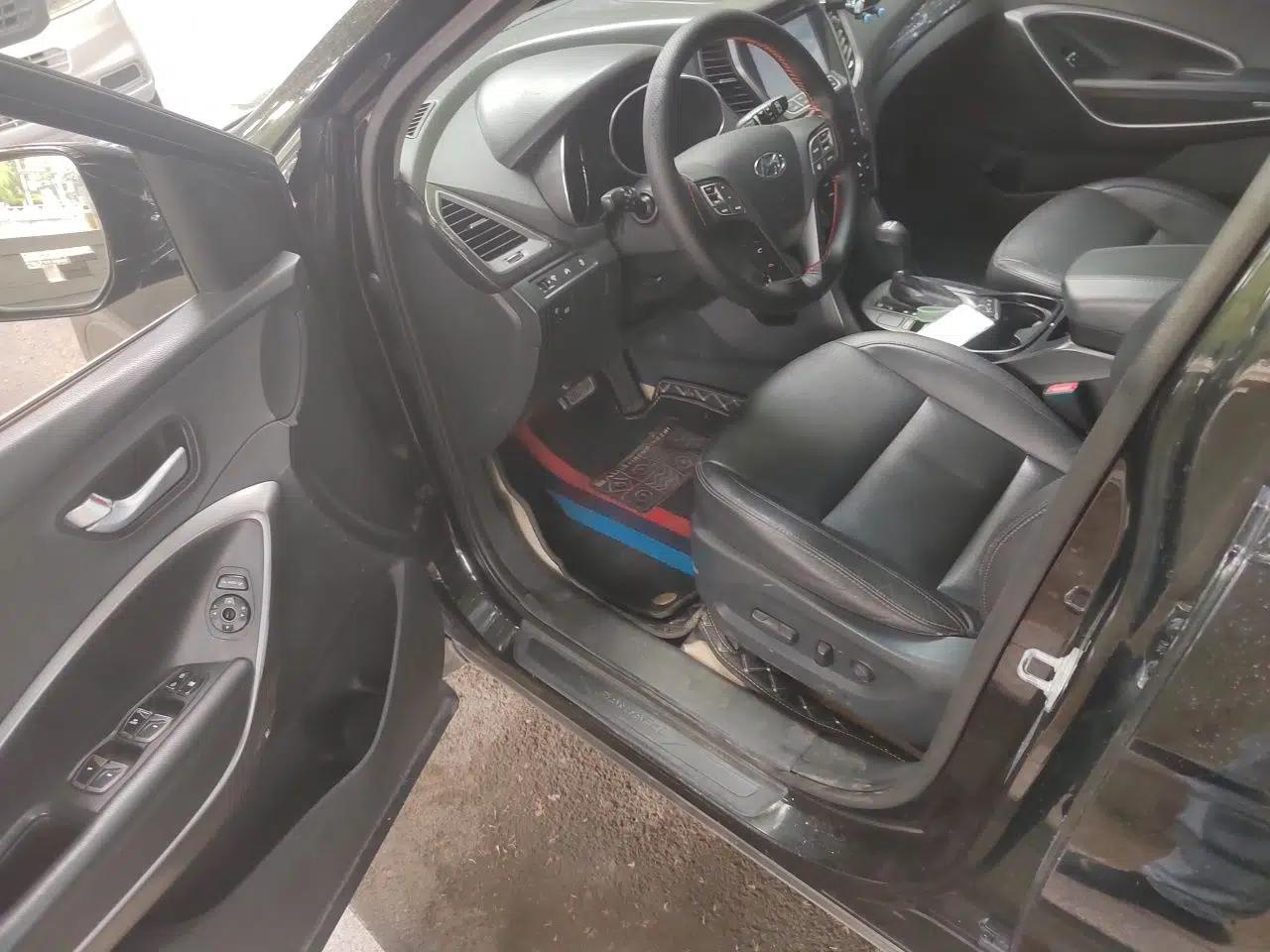 Hyundai Santa Fe 2013 2.4L Automatic Two-Wheel Drive Smart Version — миниатюра 16