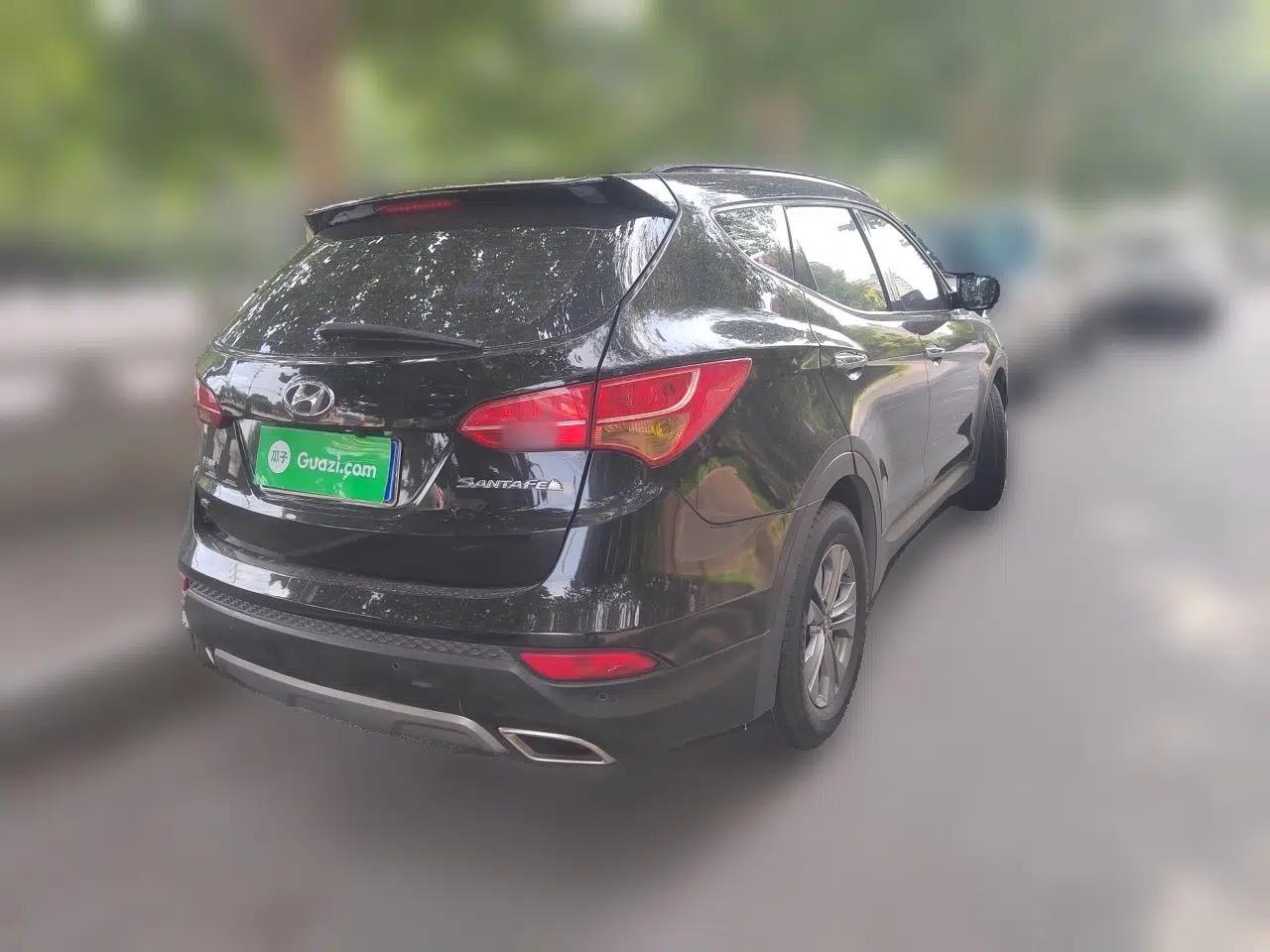 Hyundai Santa Fe 2013 2.4L Automatic Two-Wheel Drive Smart Version — миниатюра 6