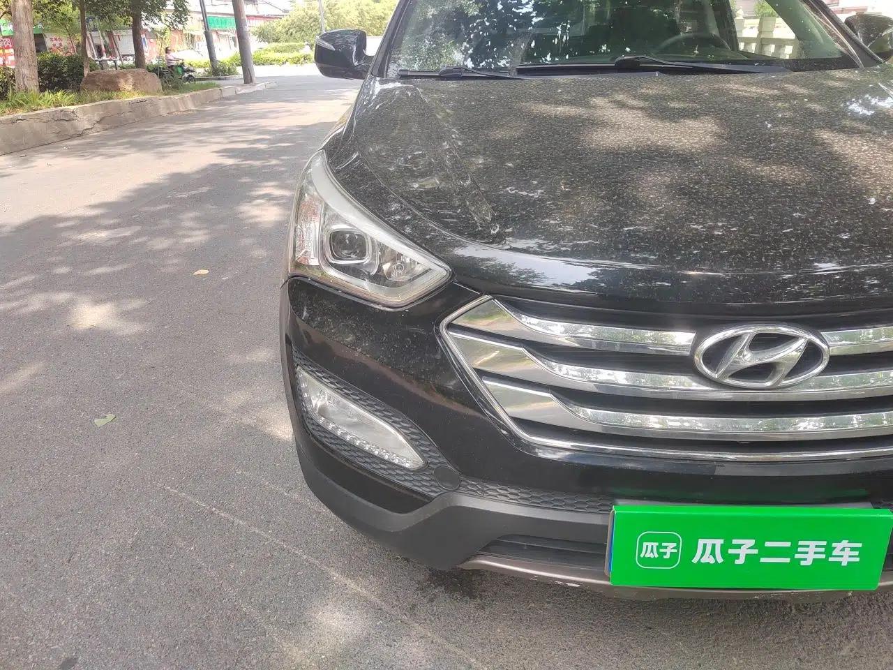 Hyundai Santa Fe 2013 2.4L Automatic Two-Wheel Drive Smart Version — миниатюра 7