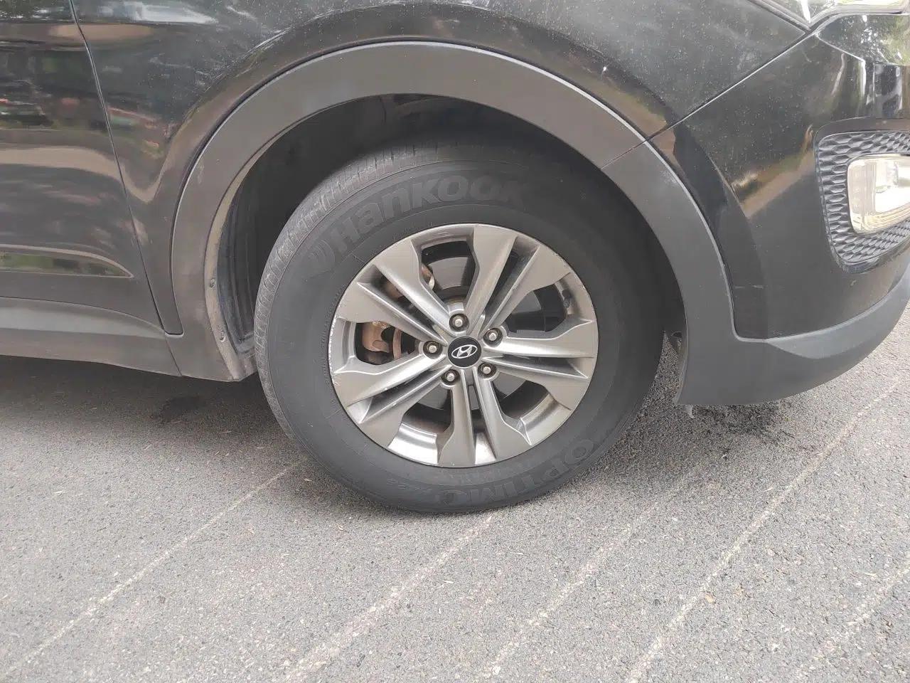 Hyundai Santa Fe 2013 2.4L Automatic Two-Wheel Drive Smart Version — миниатюра 8