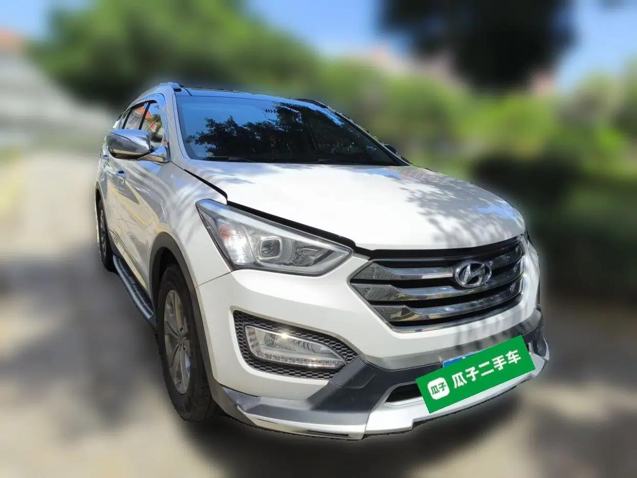 Hyundai Santa Fe 2013 2.4L Automatic Two-Wheel Drive Smart Version — миниатюра 3