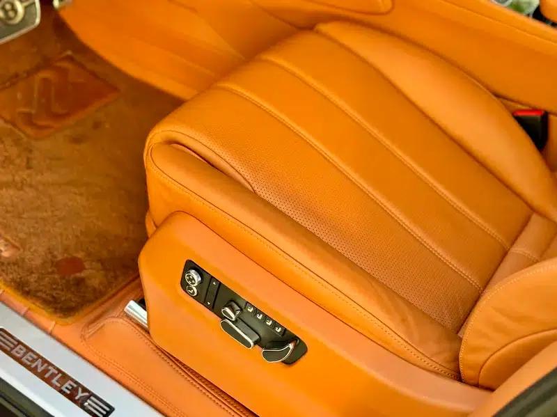 Bentayga 2018 4.0T V8 — миниатюра 13