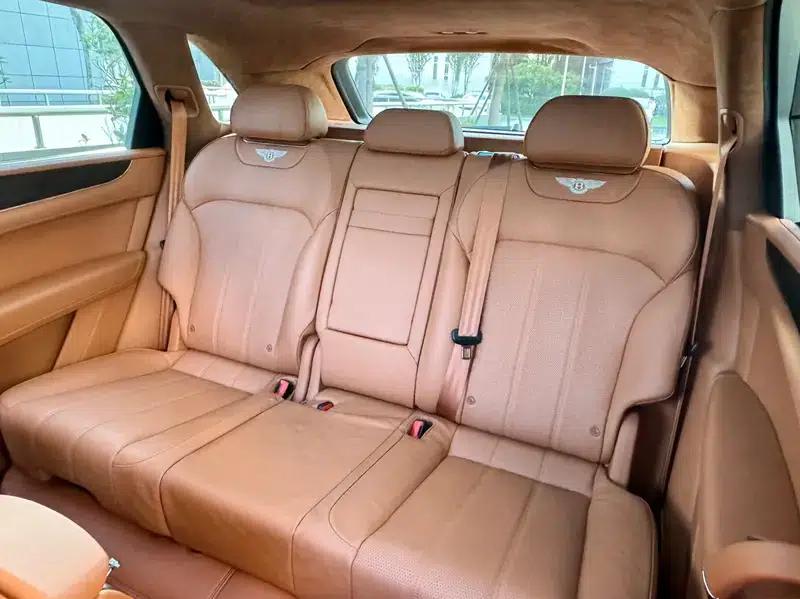 Bentayga 2018 4.0T V8 — миниатюра 14