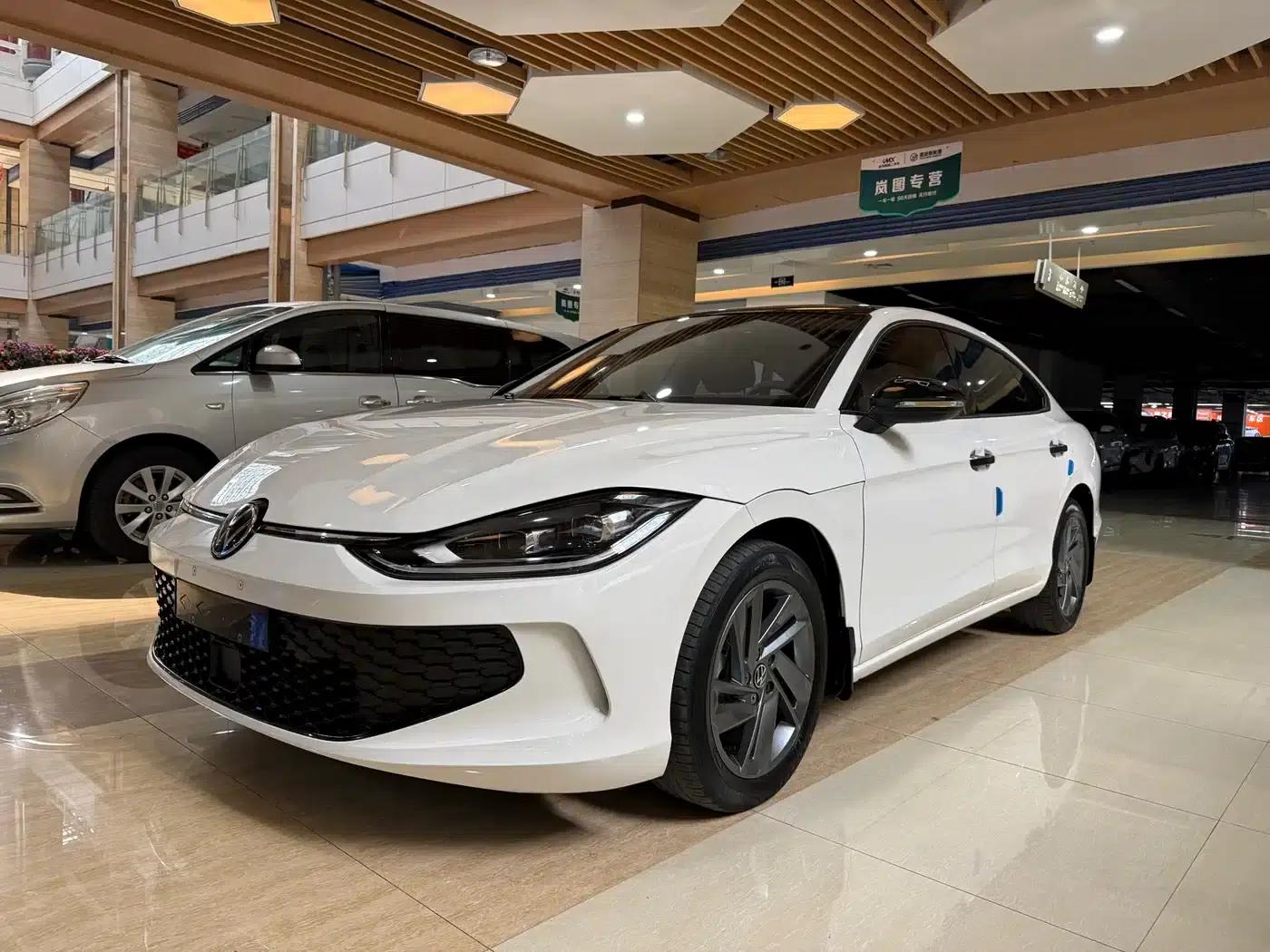 Lamando 2022 Lamando L 280TSI DSG Hot Edition — миниатюра 1