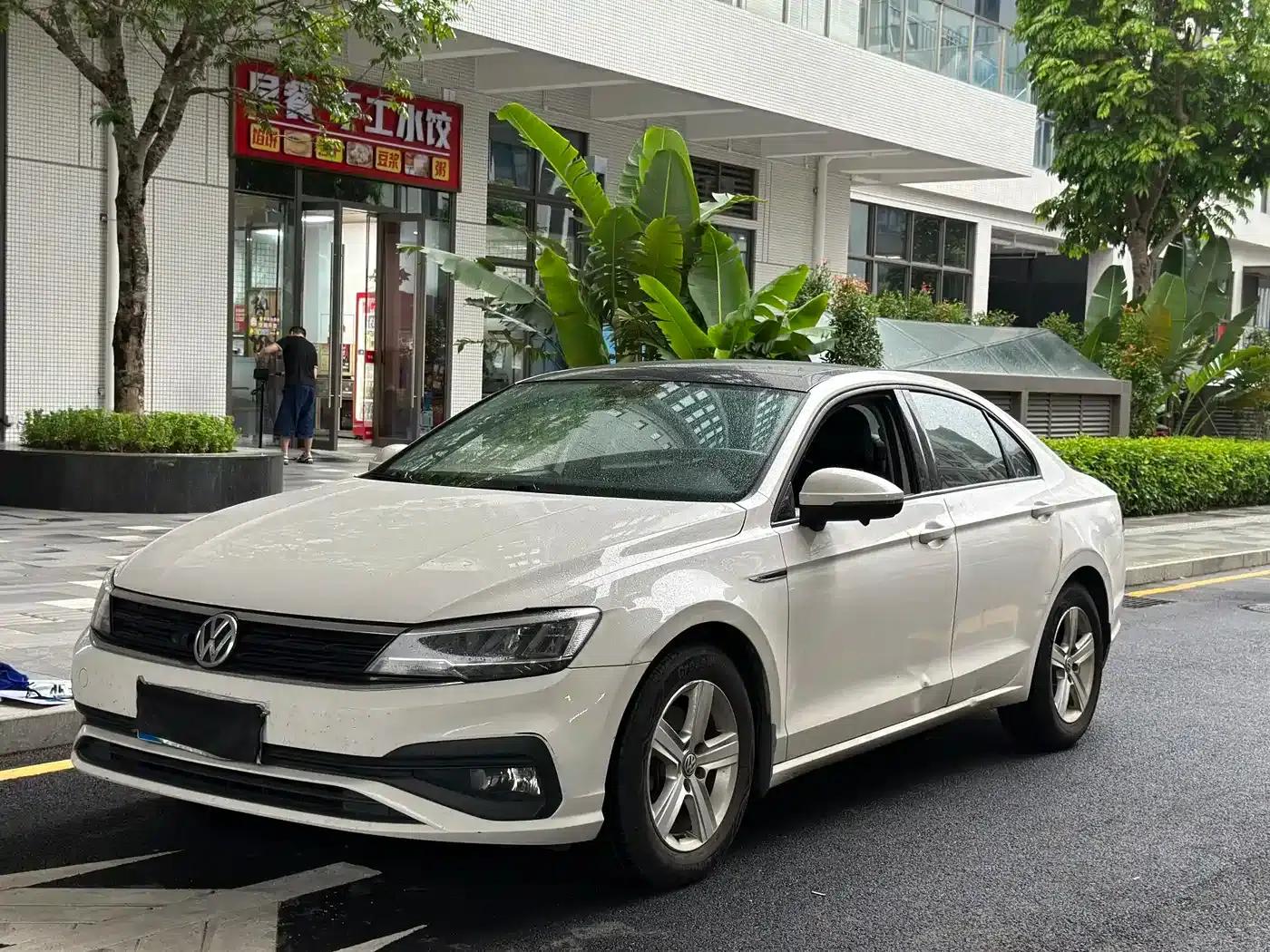 Lamando 2021 230TSI DSG Fashion Edition — миниатюра 1