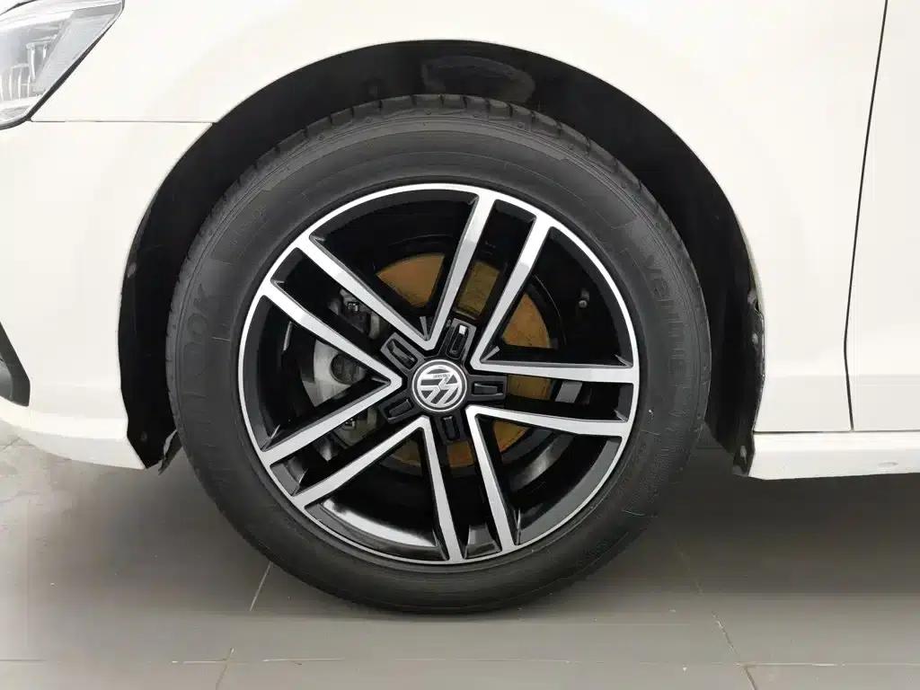 Lamando 2021 Facelift 280TSI DSG Comfort Edition — миниатюра 17