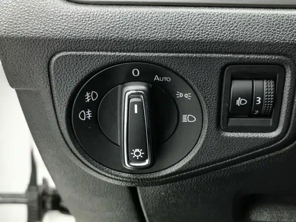 Lamando 2021 Facelift 280TSI DSG Comfort Edition — миниатюра 21