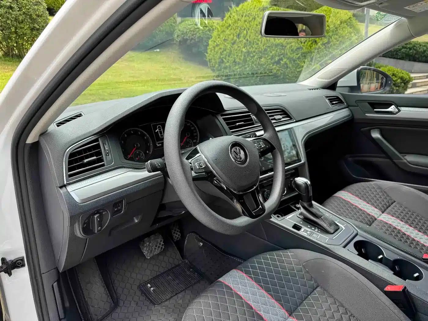 Lamando 2019 230TSI DSG Fashion Edition (China VI Emission Standard) — миниатюра 14