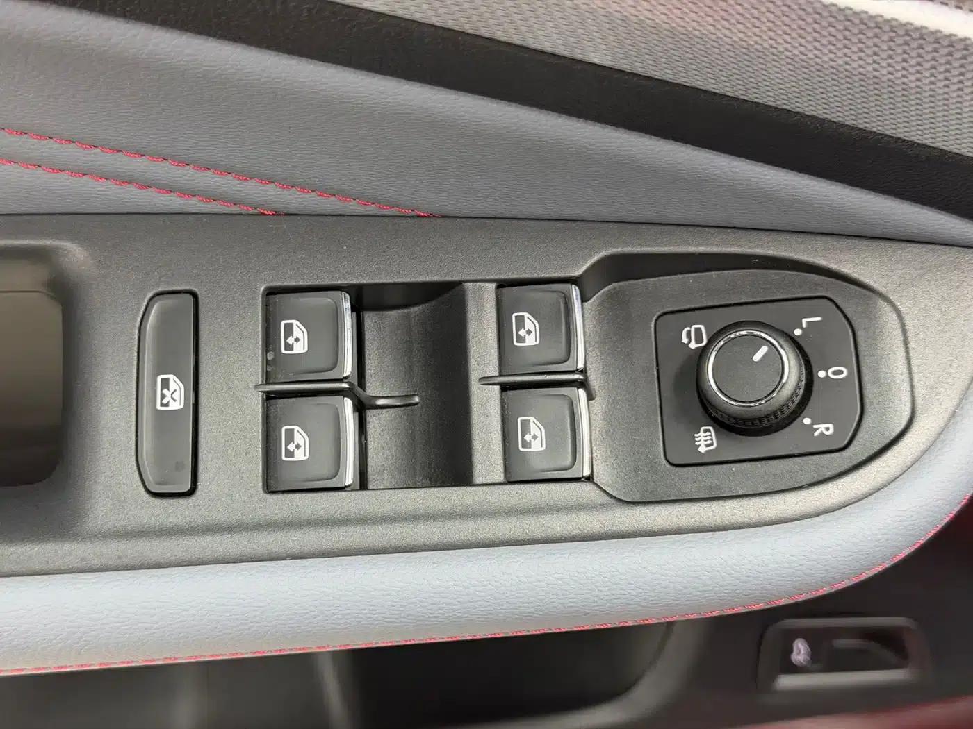 Lamando 2022 Lamando L 280TSI DSG Hot Edition — миниатюра 6