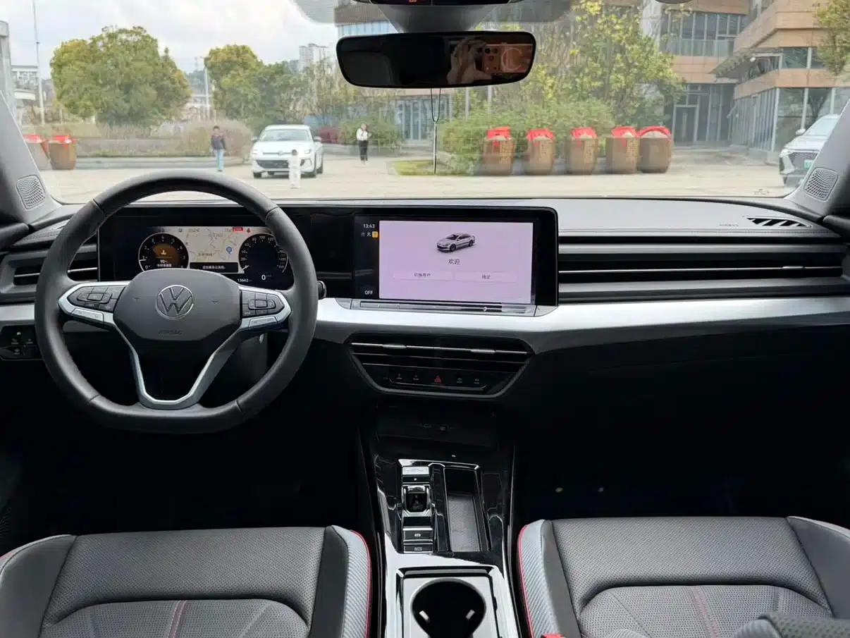 Lamando 2025 Lamando L 280TSI DSG Hot Edition — миниатюра 18