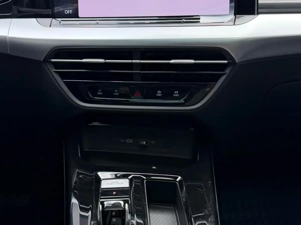 Lamando 2025 Lamando L 280TSI DSG Hot Edition — миниатюра 22
