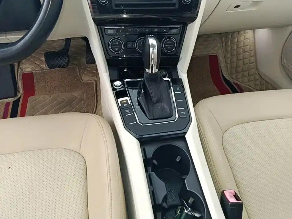 Lamando 2015 280TSI DSG Luxury Edition — миниатюра 14