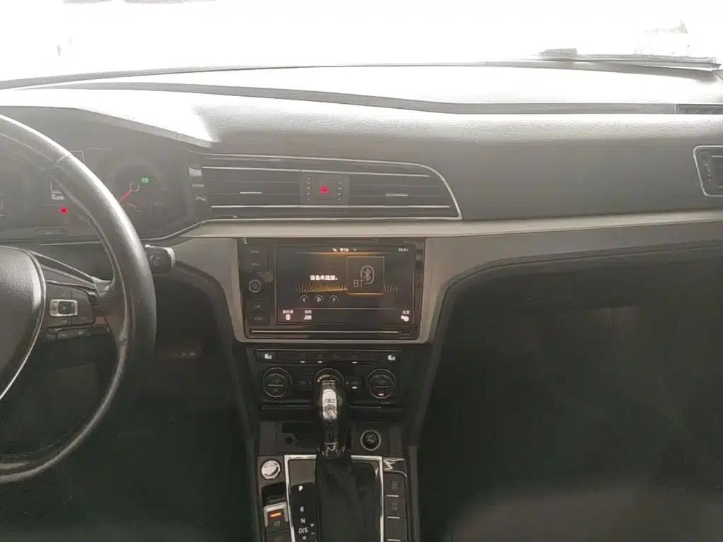 Lamando 2019 280TSI DSG Comfort Edition (China VI Emission Standard) — миниатюра 13