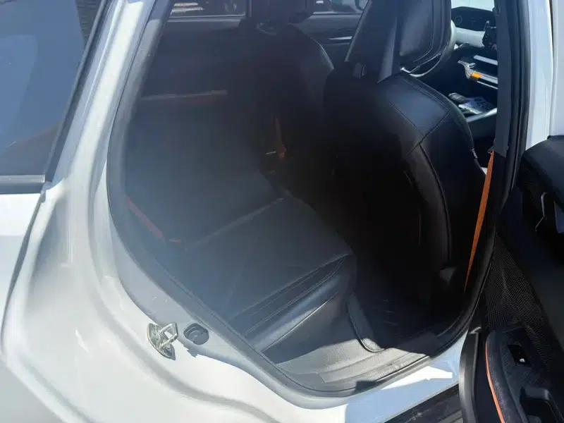 Changan UNI-V 2023 1.5T Sport Edition — миниатюра 18