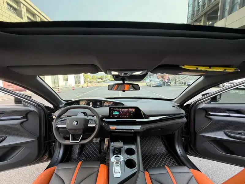 Changan UNI-V 2024 1.5T Premium Sport — миниатюра 15