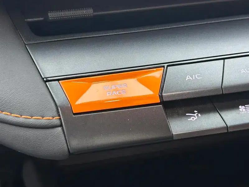 Changan UNI-V 2022 1.5T Smart Navigation Edition — миниатюра 19