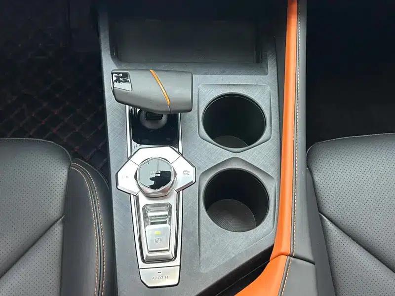 Changan UNI-V 2022 1.5T Smart Navigation Edition — миниатюра 28