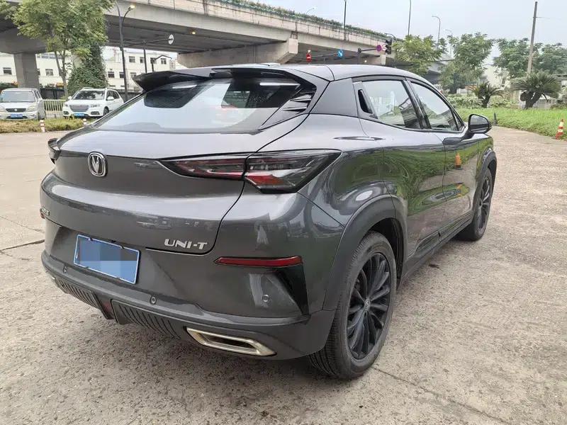 Changan UNI-T 2022 1.5T Flagship Edition — миниатюра 6