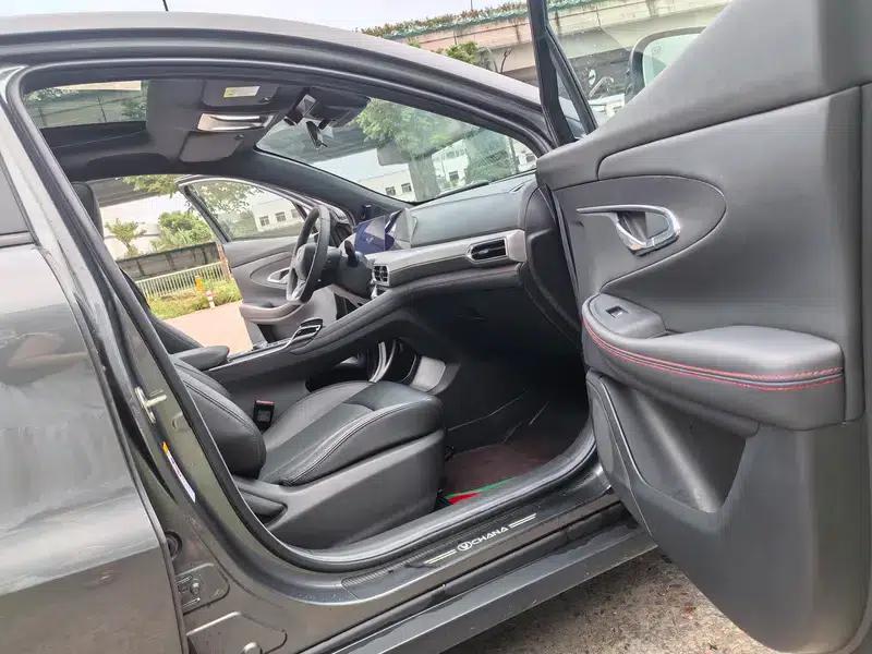Changan UNI-T 2022 1.5T Flagship Edition — миниатюра 8