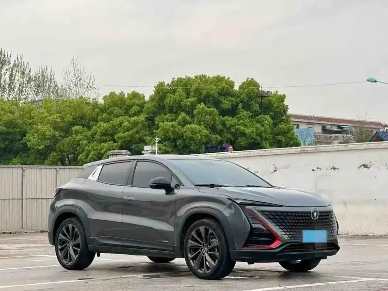 Changan UNI-T 2020 1.5T Flagship Edition — миниатюра 3