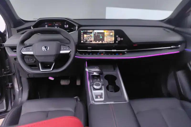 Changan CS55 PLUS 2024 Model, Third Generation 1.5T DCT Premium Edition — миниатюра 12