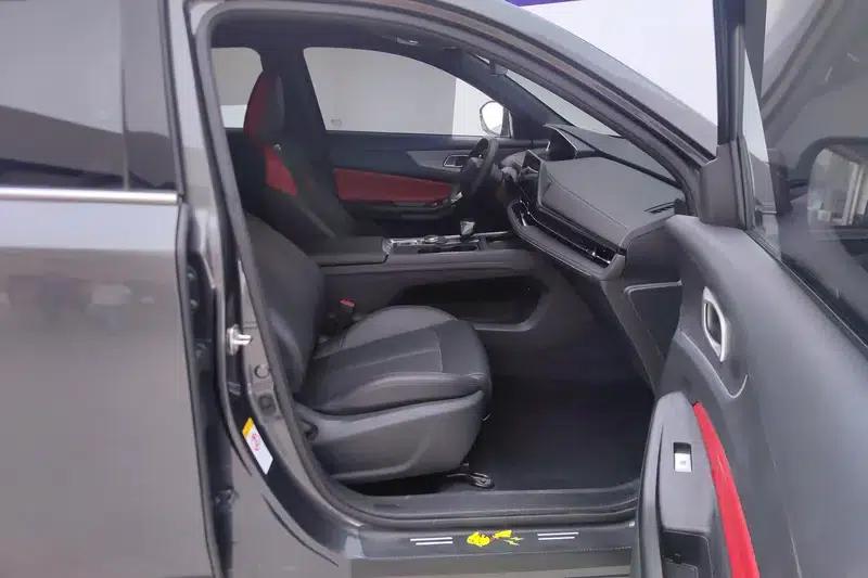 Changan CS55 PLUS 2024 Model, Third Generation 1.5T DCT Premium Edition — миниатюра 15