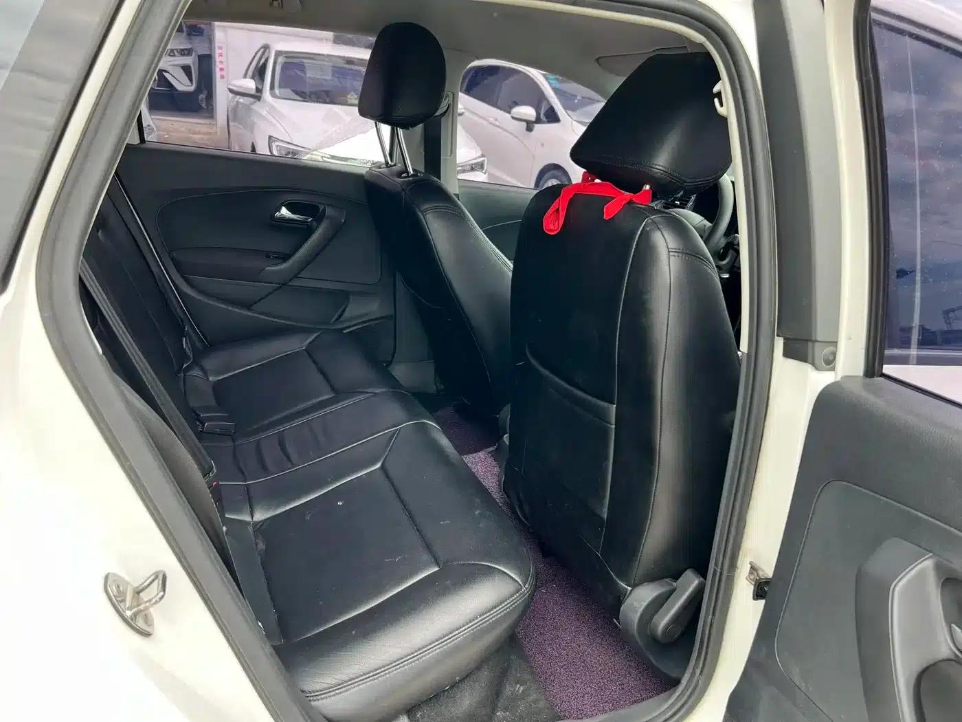 2018 Polo 1.5L Automatic Comfort Edition — миниатюра 12