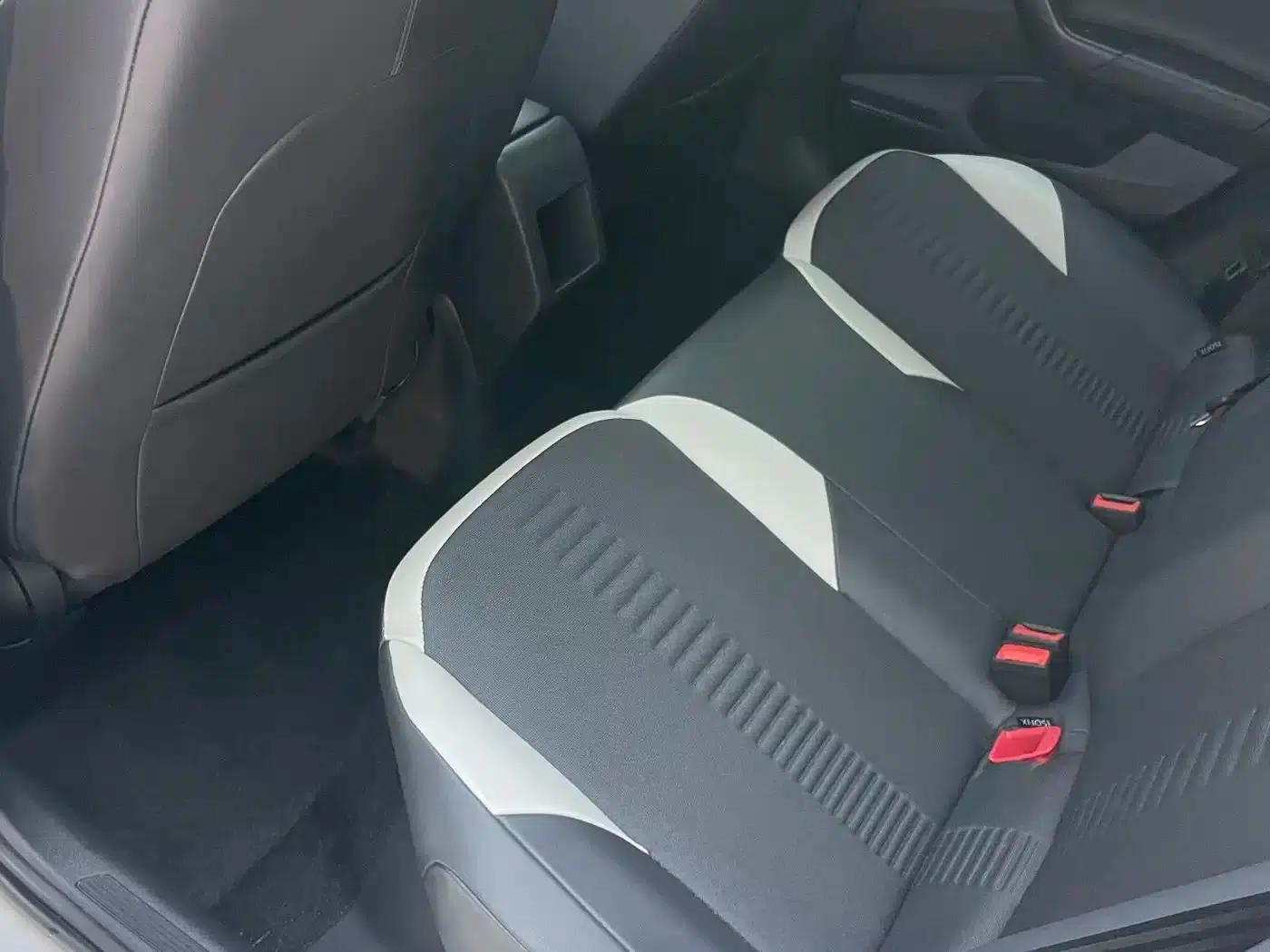 2023 Polo Facelift Plus 1.5L Automatic Colorful Technology Edition — миниатюра 15