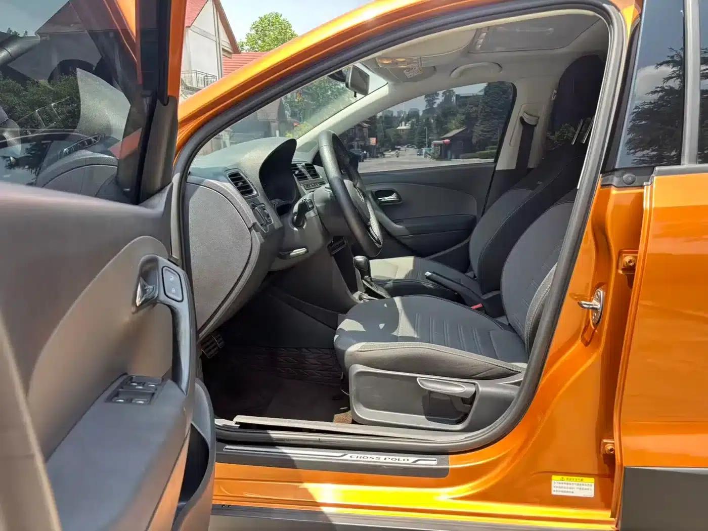 2018 Polo 1.5L Cross Polo Automatic — миниатюра 11