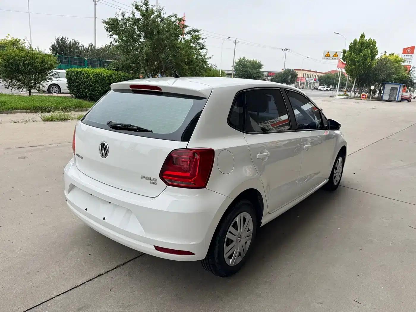 2018 Polo 1.5L Automatic Comfort Edition — миниатюра 17