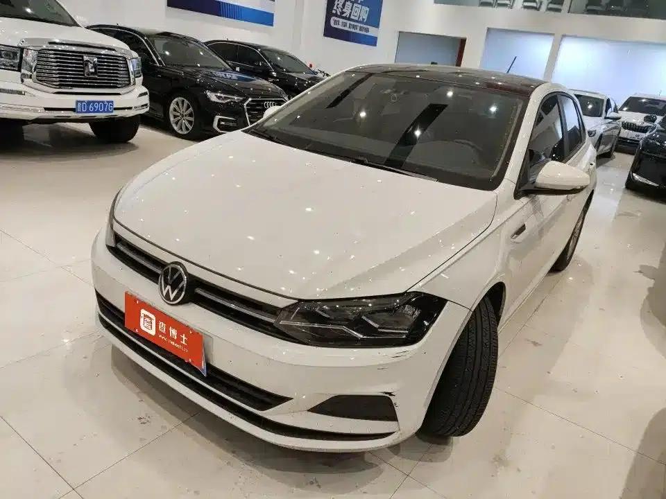 2023 Polo Plus 1.5L Automatic Colorful Technology Edition — миниатюра 1
