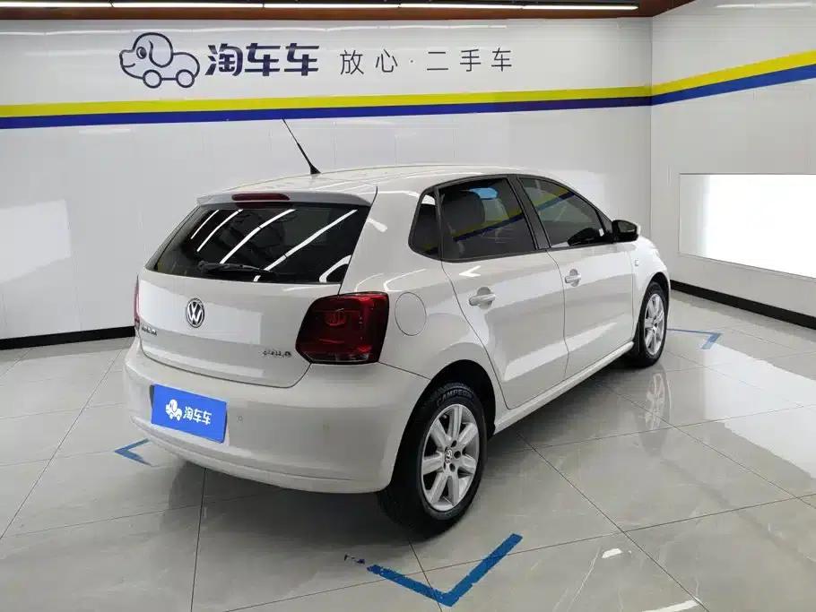2013 Polo 1.4L Manual Comfort Edition — миниатюра 3