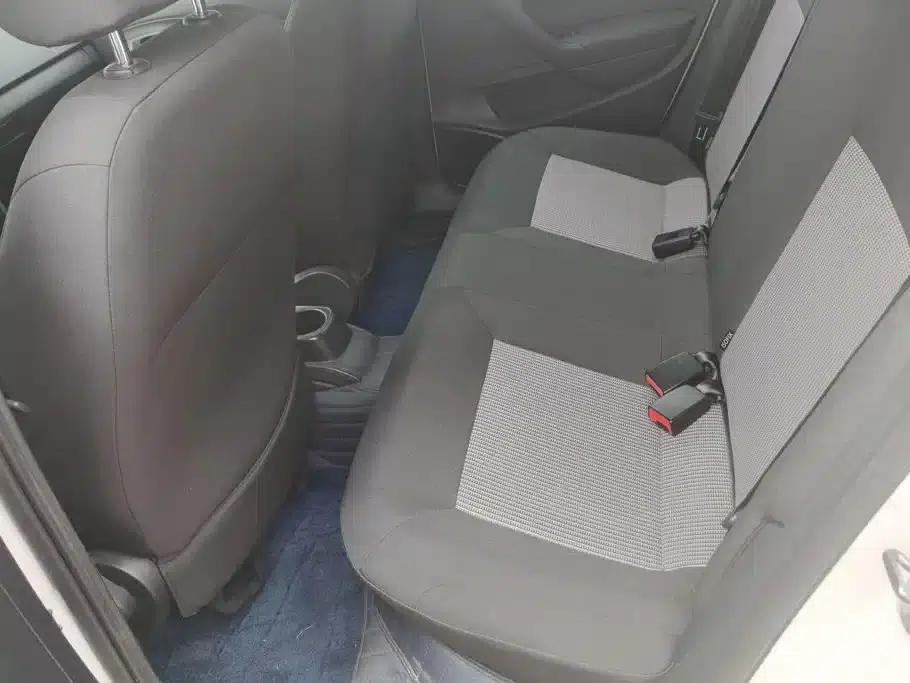 2016 Polo 1.4L Automatic Fashion Edition — миниатюра 11
