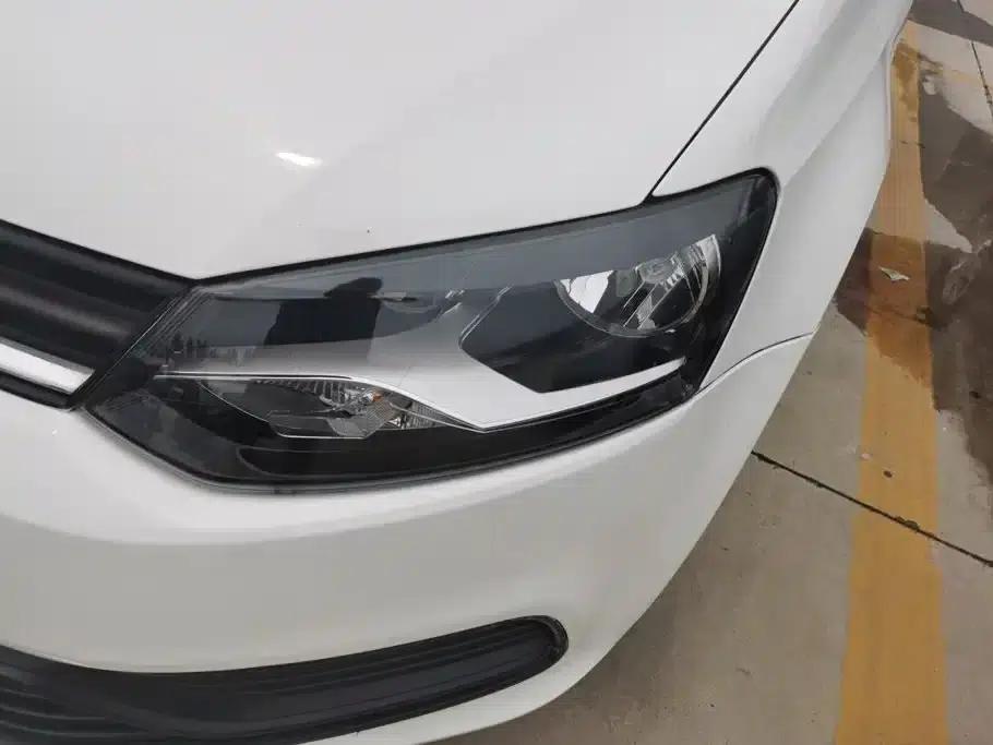 2016 Polo 1.4L Automatic Fashion Edition — миниатюра 5