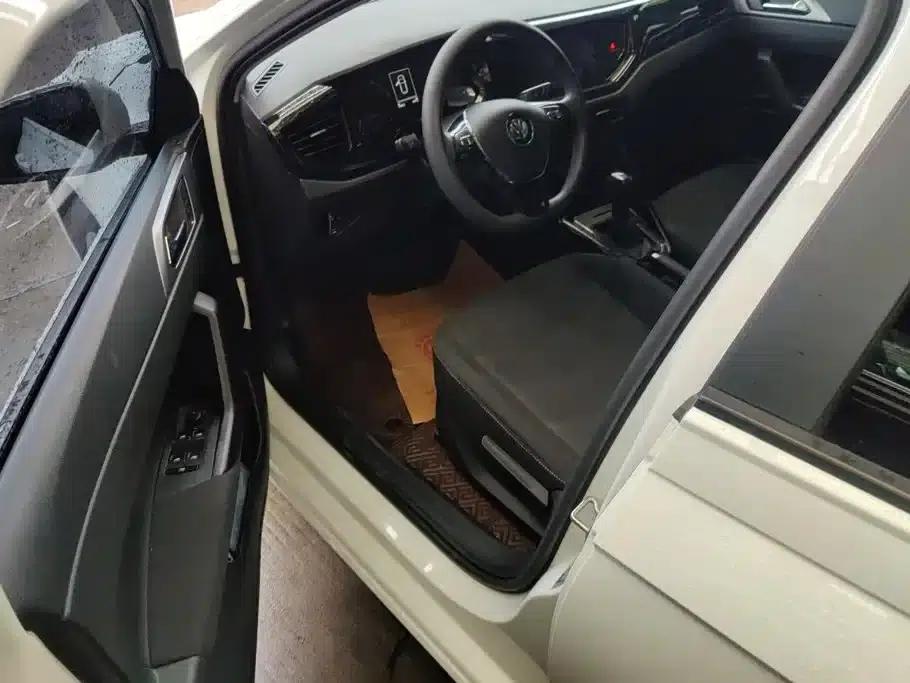 2019 Polo Plus 1.5L Automatic Panoramic Enjoyment Edition — миниатюра 9