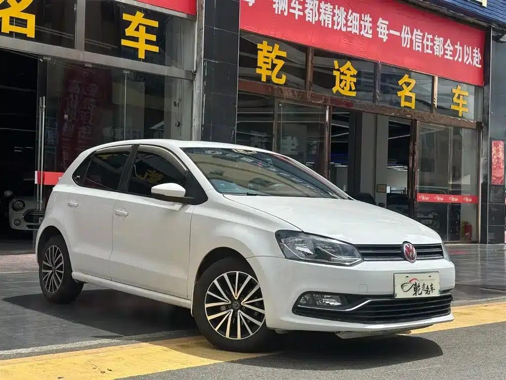 2016 Polo 1.6L Automatic Comfort Model — миниатюра 2