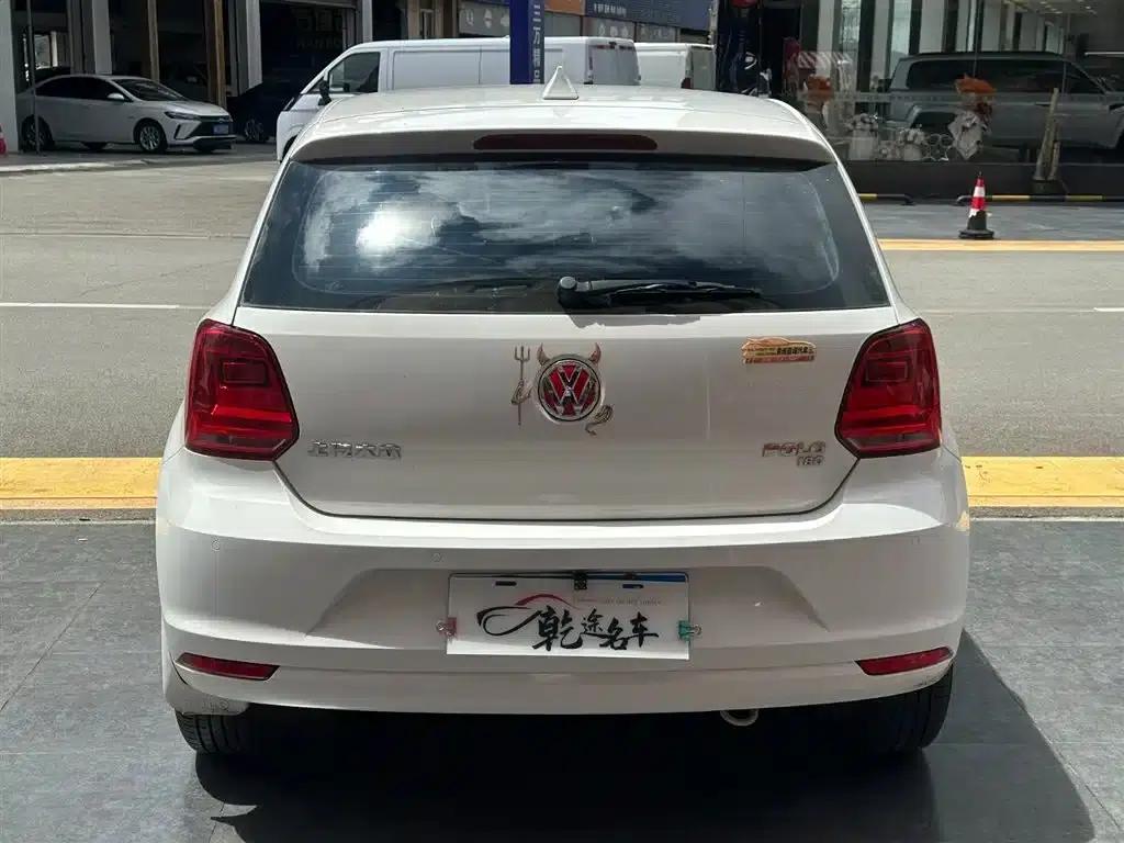 2016 Polo 1.6L Automatic Comfort Model — миниатюра 6