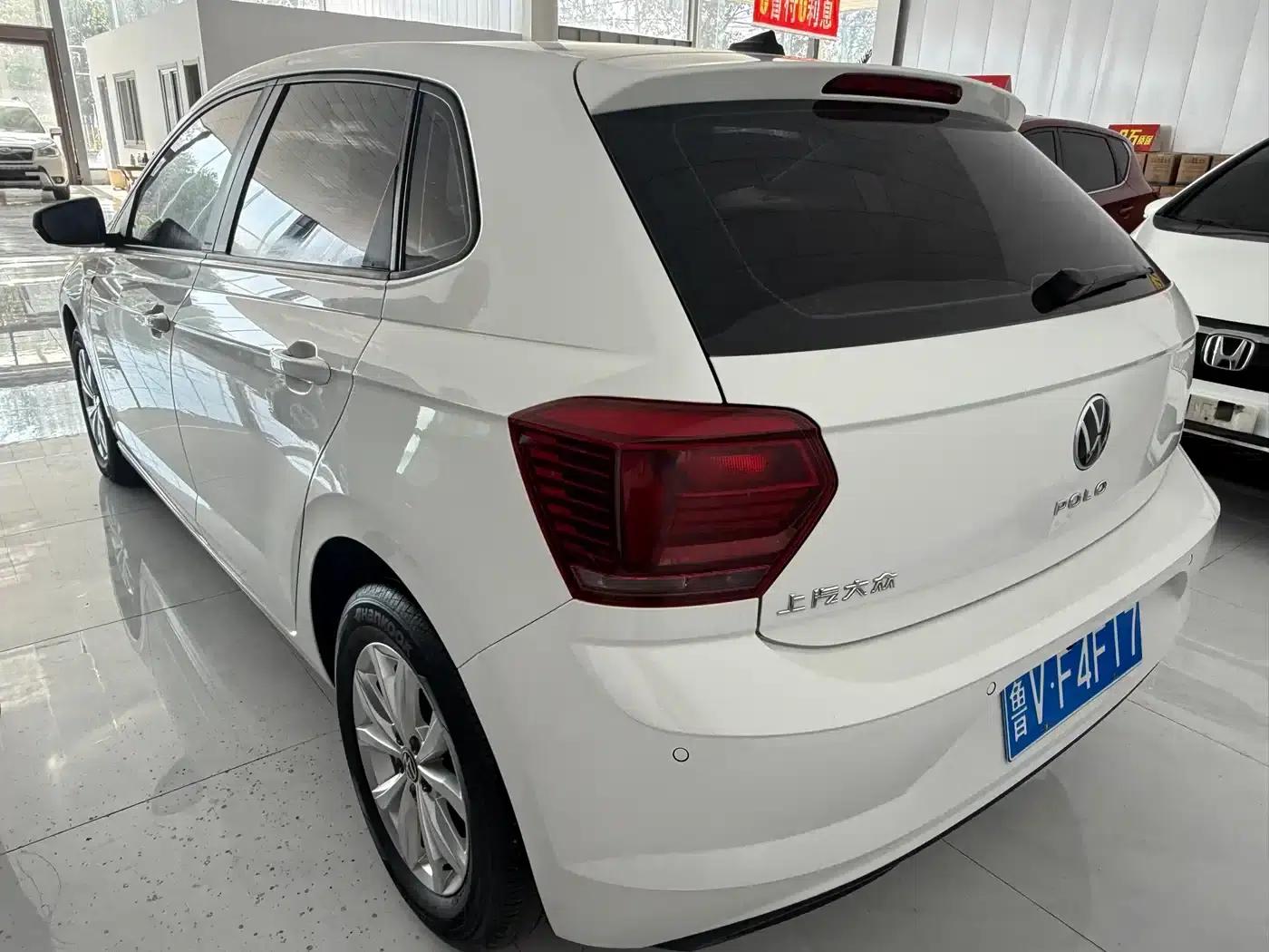2021 Polo Plus 1.5L Automatic Colorful Technology Edition — миниатюра 6