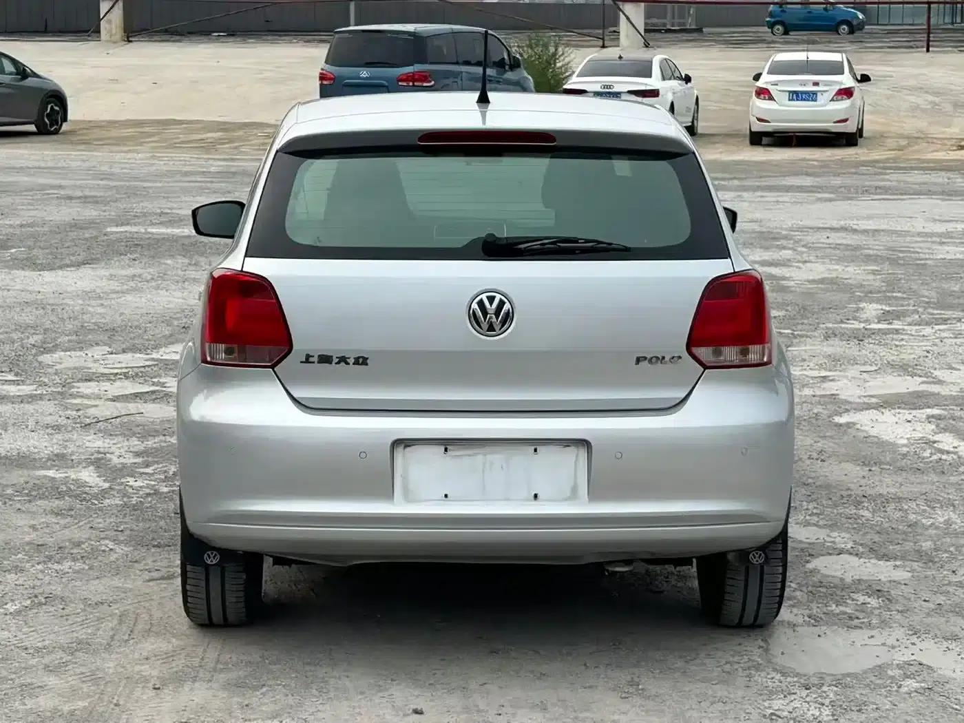 2011 Polo 1.4L Automatic Premium Edition — миниатюра 8