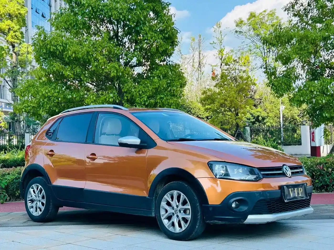 2014 Polo 1.6L Cross Polo Automatic — миниатюра 2
