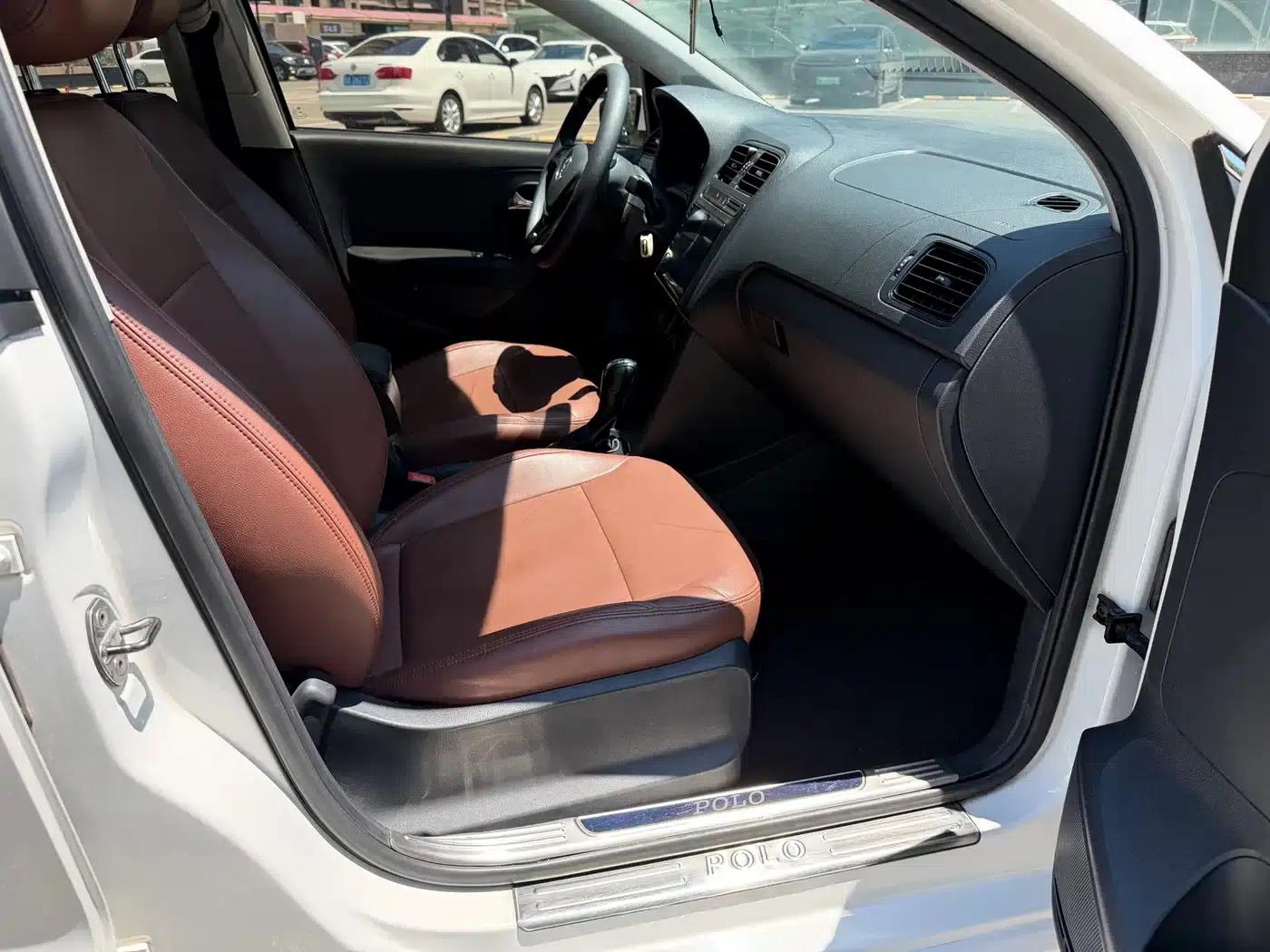 2018 Polo 1.5L Automatic Comfort Edition — миниатюра 12