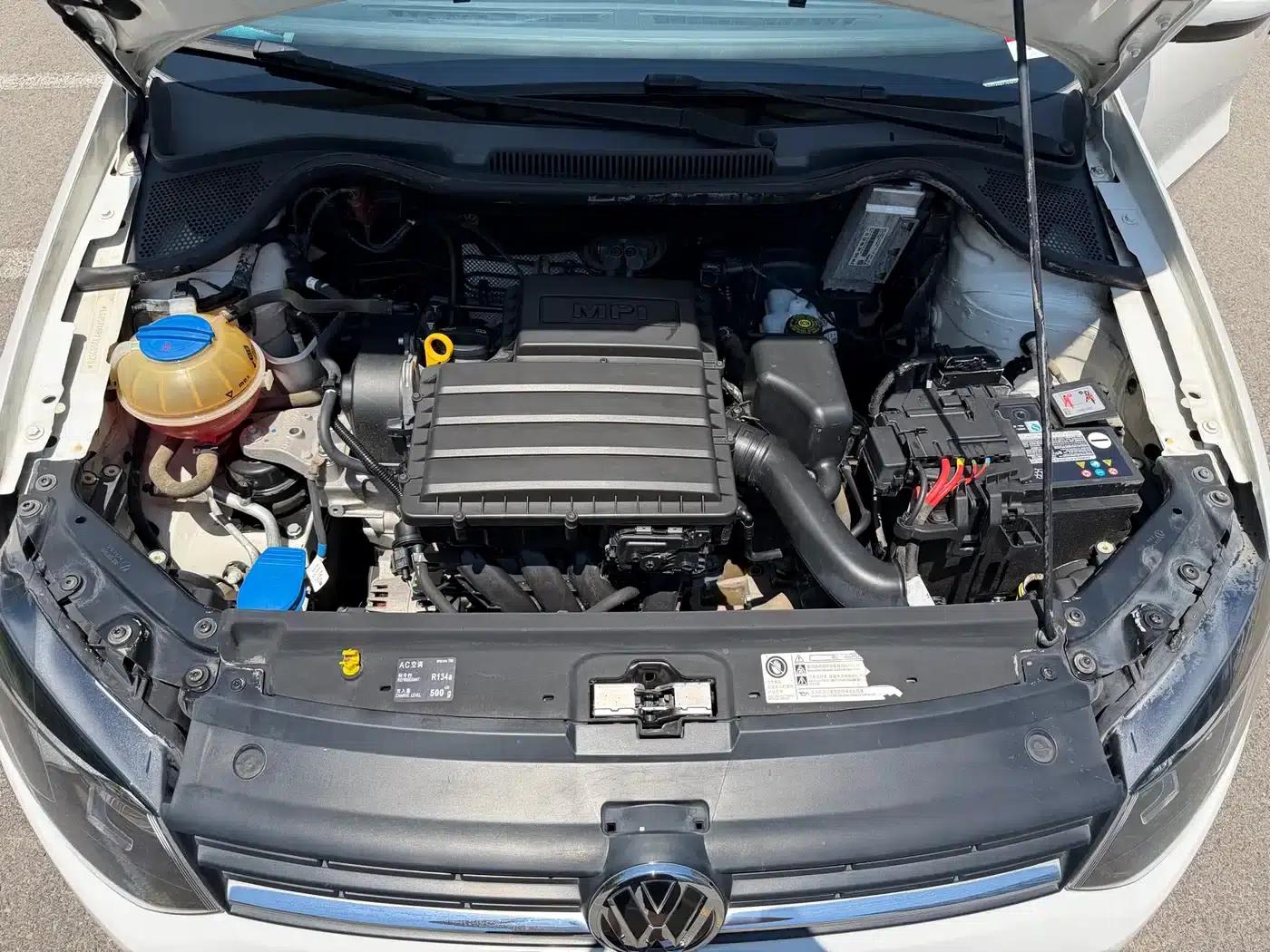 2018 Polo 1.5L Automatic Comfort Edition — миниатюра 17