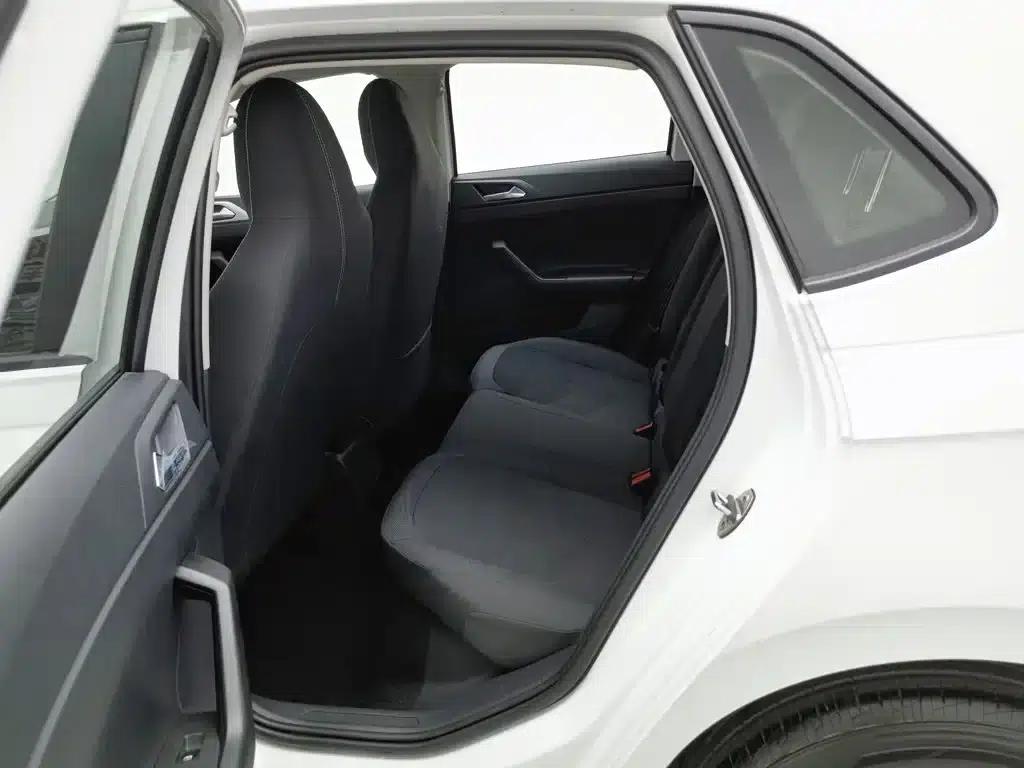 2023 Polo Facelift Plus 1.5L Automatic Enjoy Life Edition — миниатюра 15