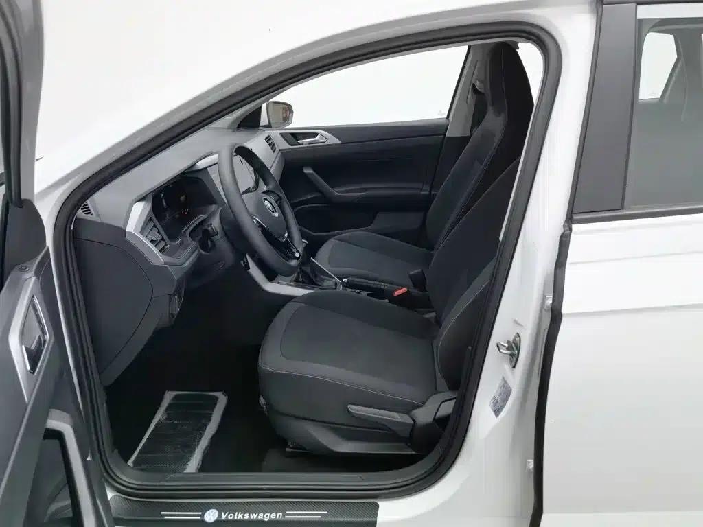 2023 Polo Facelift Plus 1.5L Automatic Enjoy Life Edition — миниатюра 10