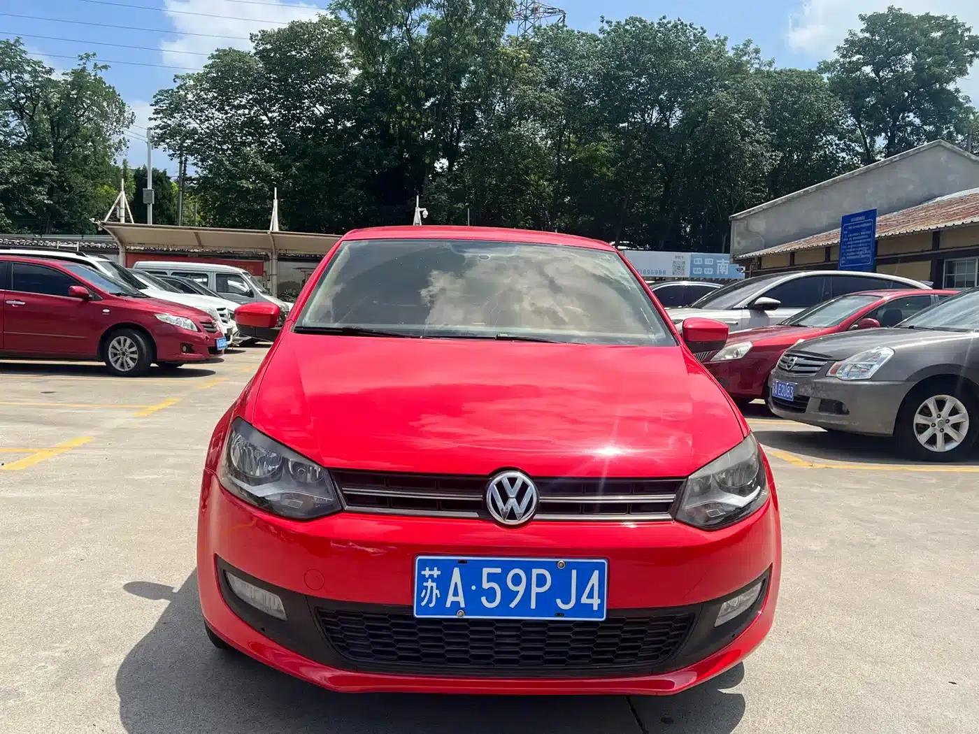 2013 Polo 1.6L Automatic Comfort Edition — миниатюра 2