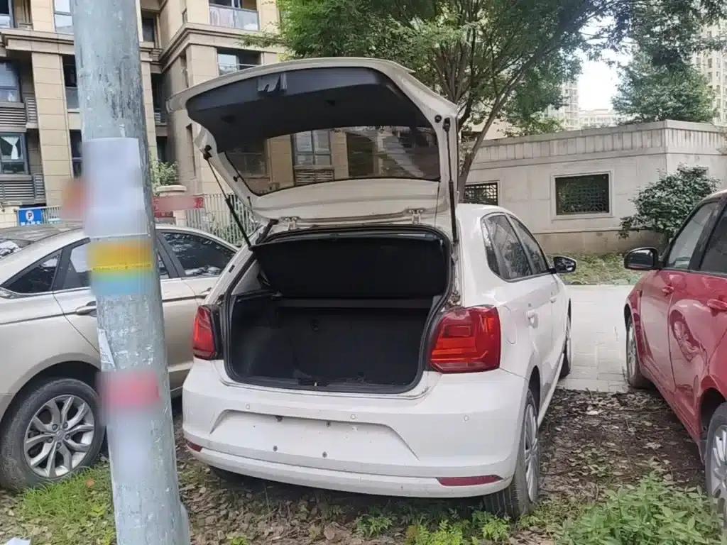 2018 Polo 1.5L Automatic Comfort Edition — миниатюра 19