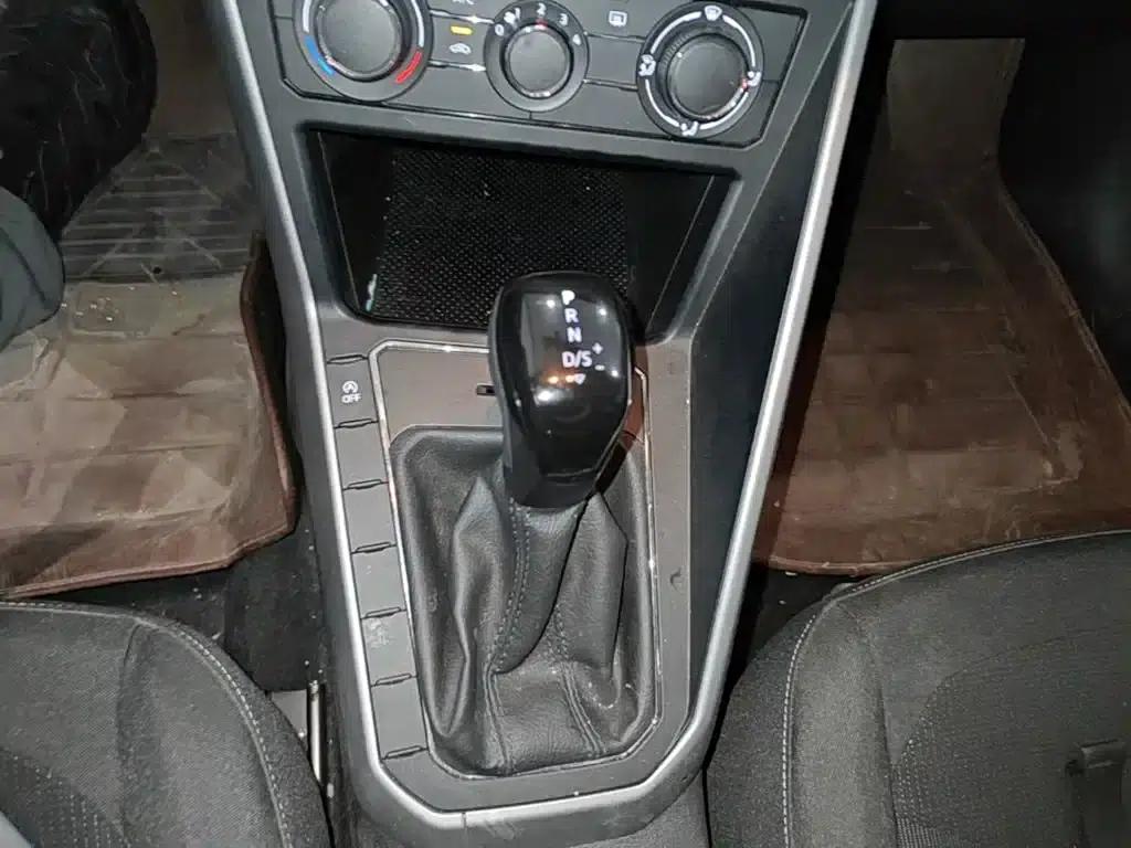 2023 Polo Facelift Plus 1.5L Automatic Enjoy Life Edition — миниатюра 14